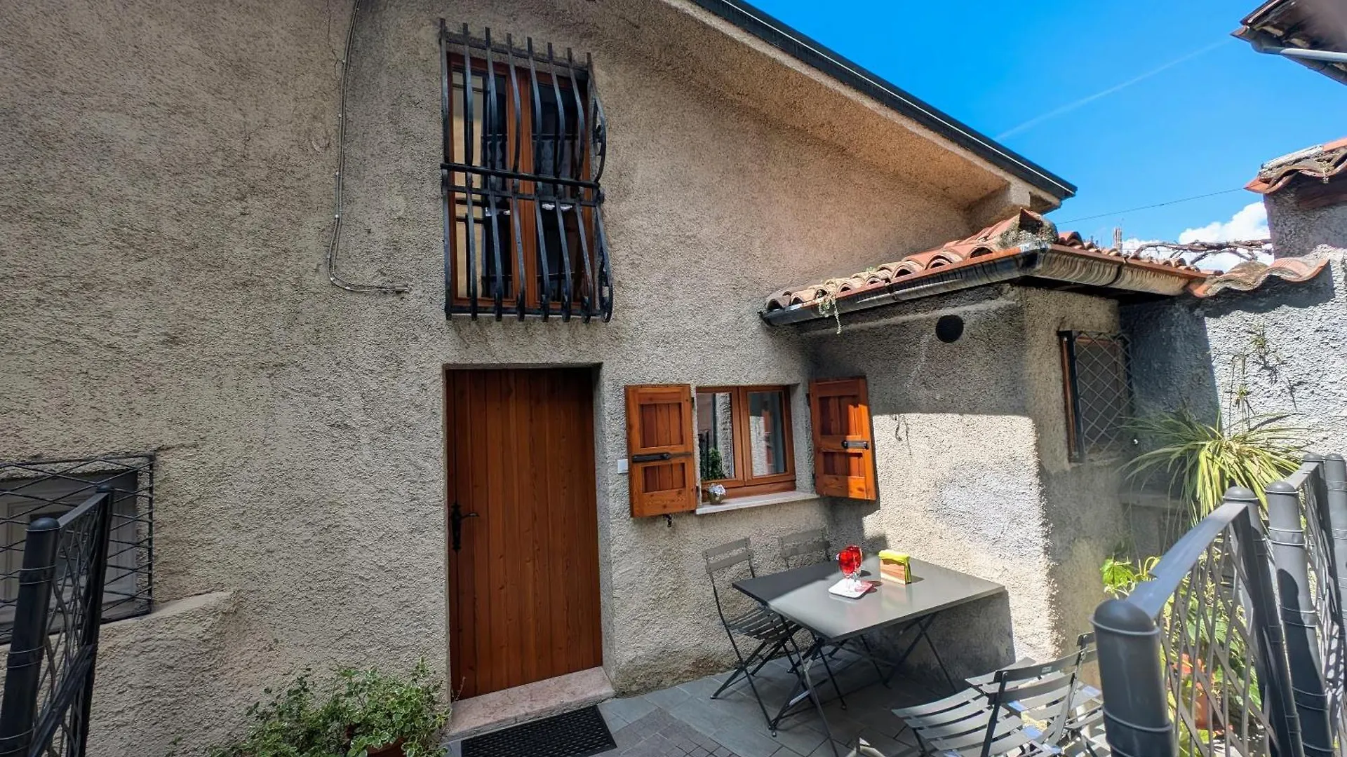 بيت للعطل Casa Tua Alla Torre- Lago Di Iseo مارون